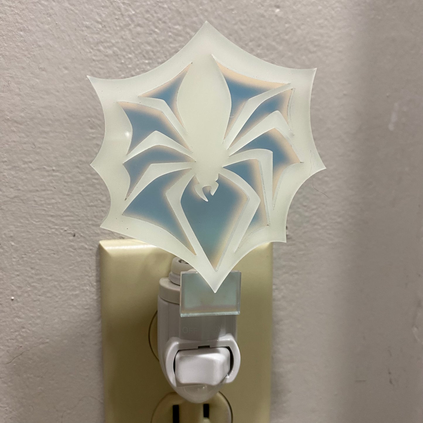 Spider snowflake night light